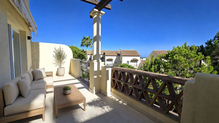Image No.5-4 Bed Townhouse for sale