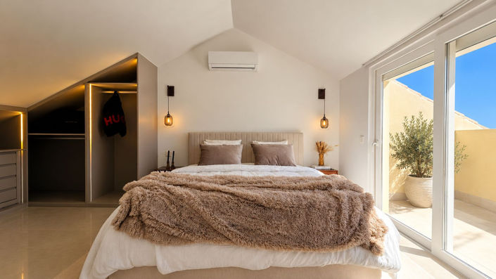 Image No.9-4 Bed Townhouse for sale