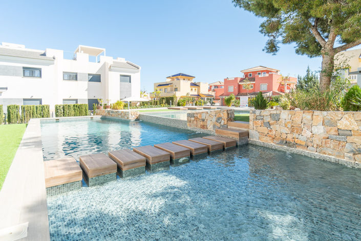Image No.58-2 Bed Apartment for sale