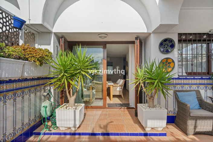 Image No.11-3 Bed Townhouse for sale