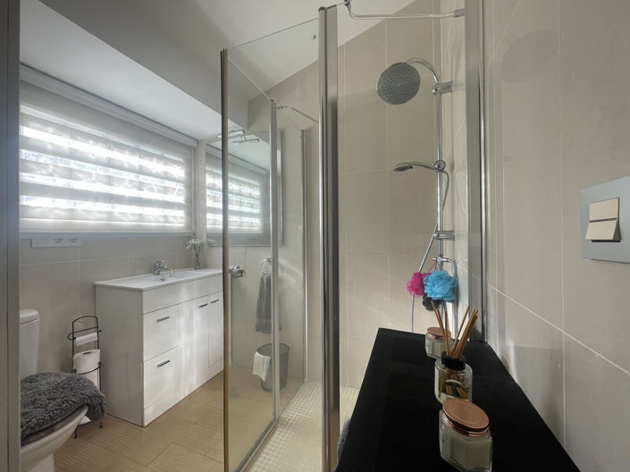Image No.40-3 Bed Villa for sale