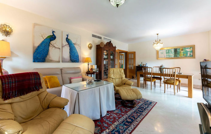 Image No.5-3 Bed Villa for sale
