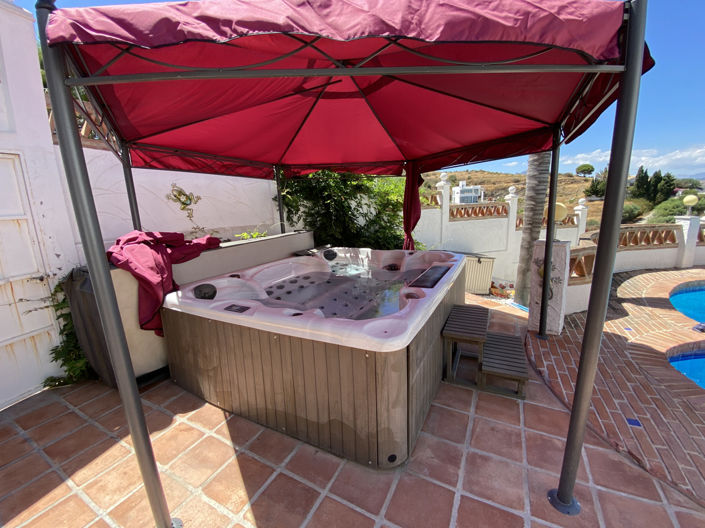 Image No.42-4 Bed Villa for sale