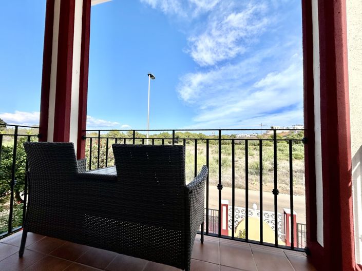 Image No.17-3 Bed Townhouse for sale