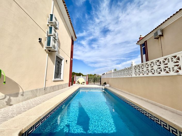 Image No.32-3 Bed Townhouse for sale