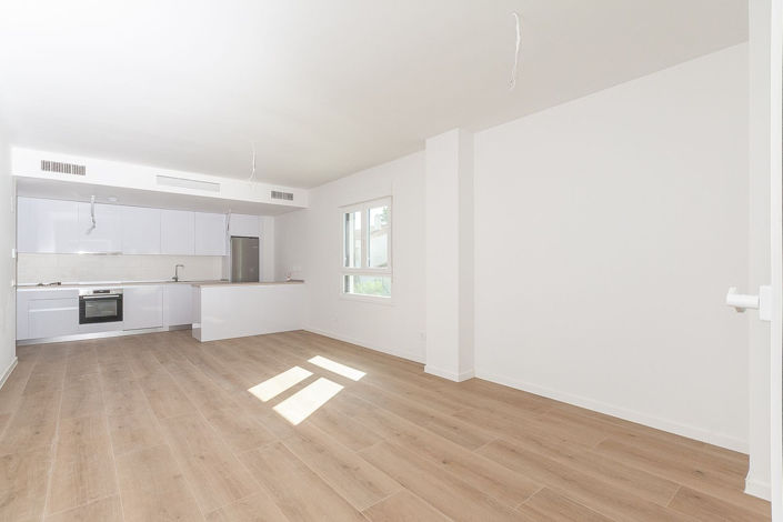 Image No.3-4 Bed Apartment for sale