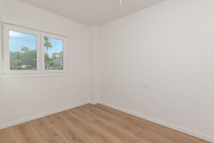 Image No.9-4 Bed Apartment for sale