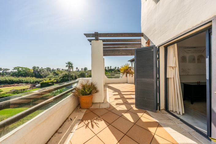 Image No.20-3 Bed Apartment for sale