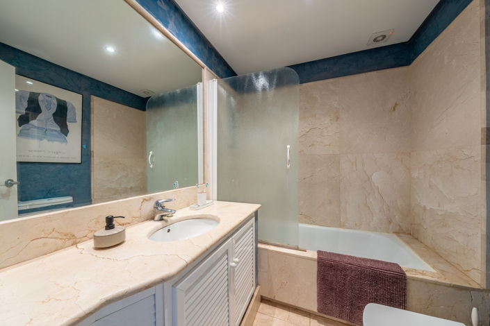 Image No.23-3 Bed Apartment for sale