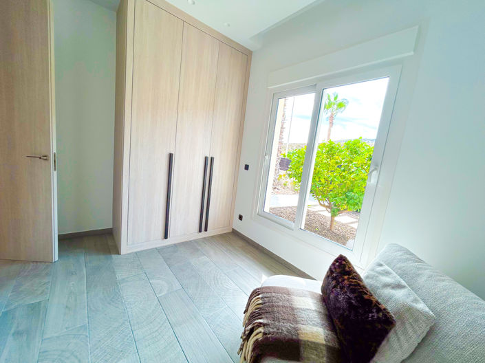 Image No.30-3 Bed Villa for sale