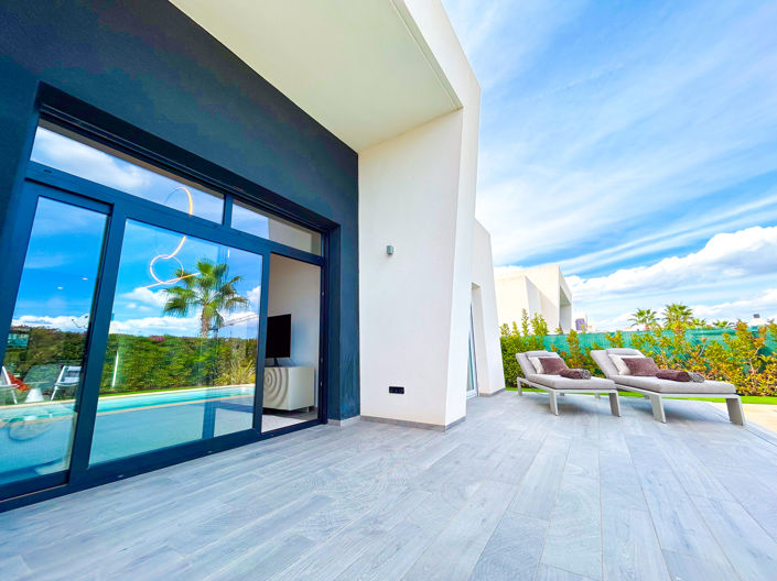 Image No.4-3 Bed Villa for sale