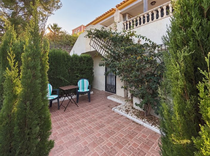 Image No.32-4 Bed Townhouse for sale
