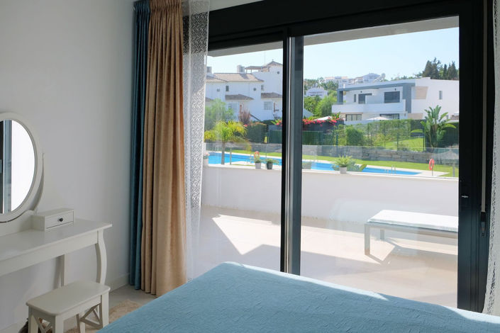 Image No.19-3 Bed Semi-Detached for sale