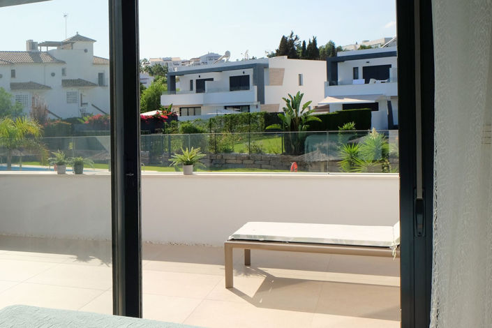 Image No.32-3 Bed Semi-Detached for sale
