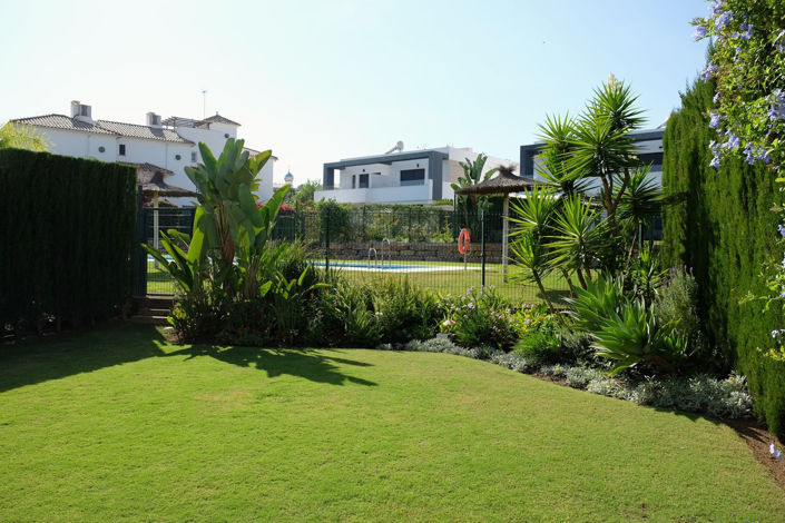 Image No.40-3 Bed Semi-Detached for sale