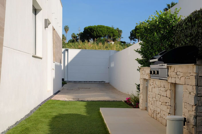Image No.45-3 Bed Semi-Detached for sale