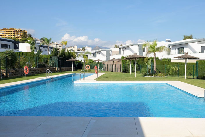 Image No.50-3 Bed Semi-Detached for sale