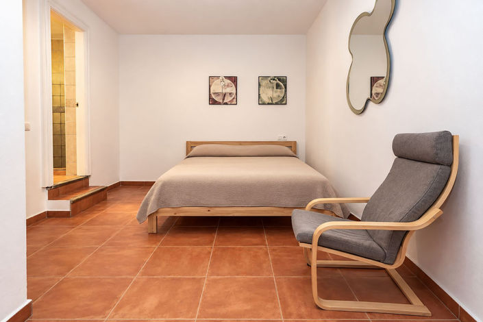 Image No.12-3 Bed Apartment for sale