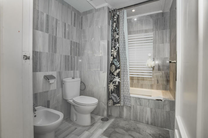 Image No.9-3 Bed Apartment for sale