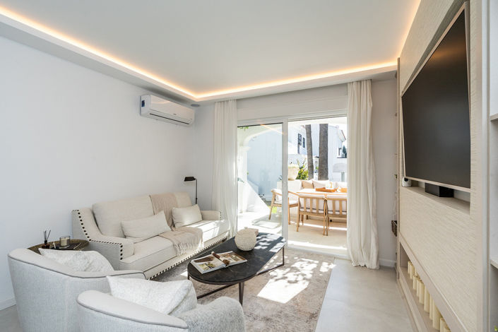 Image No.3-4 Bed Townhouse for sale
