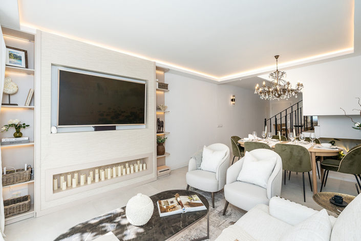 Image No.4-4 Bed Townhouse for sale