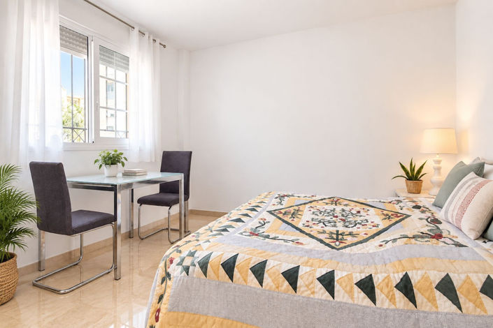 Image No.12-3 Bed Apartment for sale
