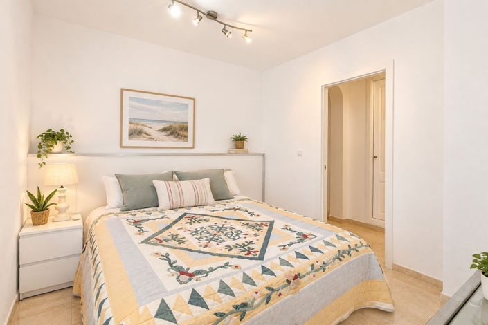 Image No.13-3 Bed Apartment for sale