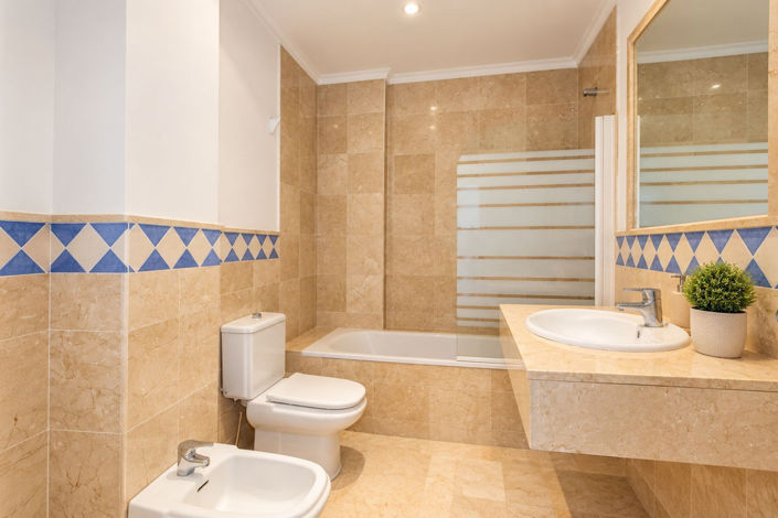 Image No.19-3 Bed Apartment for sale