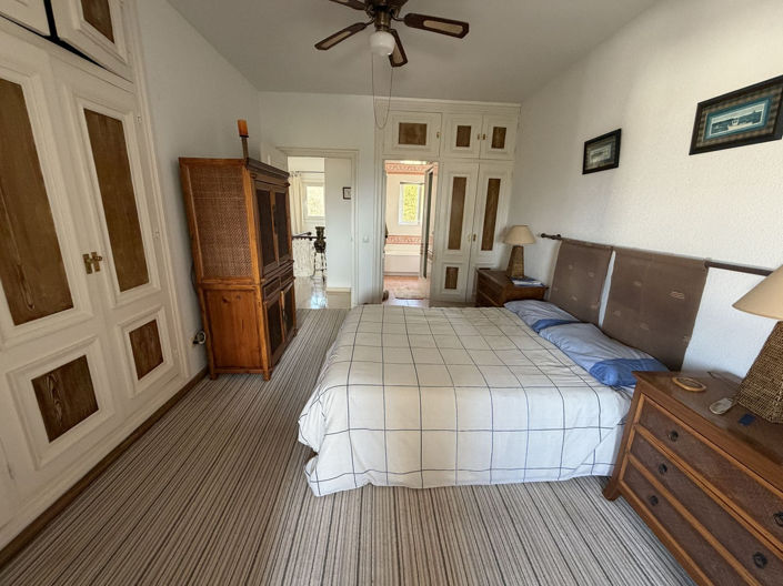 Image No.14-2 Bed Townhouse for sale