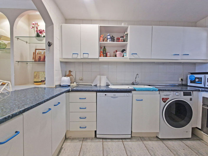 Image No.24-2 Bed Apartment for sale