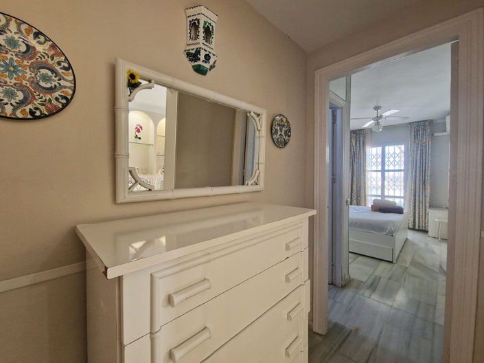 Image No.28-2 Bed Apartment for sale