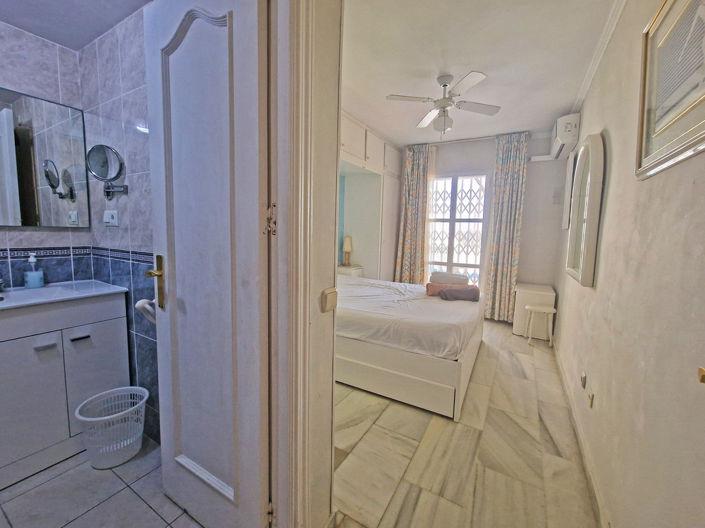 Image No.29-2 Bed Apartment for sale