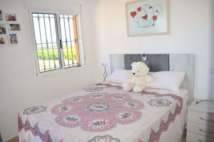 Image No.18-3 Bed Villa for sale