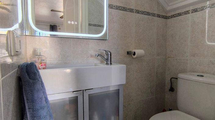 Image No.10-2 Bed Apartment for sale