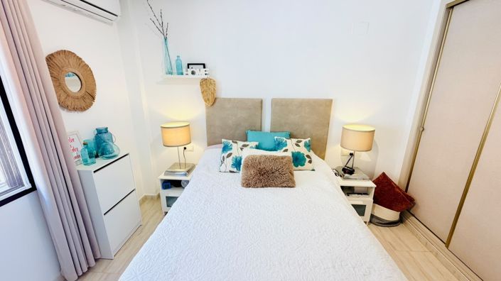 Image No.19-2 Bed Townhouse for sale