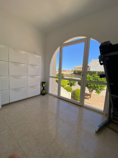 Image No.10-3 Bed Semi-Detached for sale