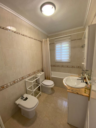 Image No.17-3 Bed Semi-Detached for sale