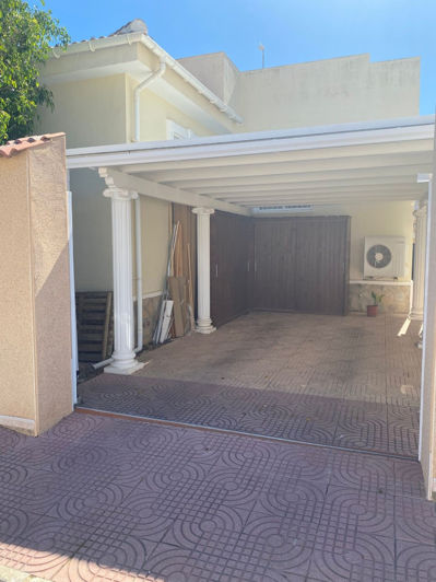 Image No.19-3 Bed Semi-Detached for sale