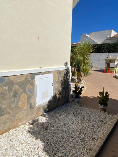 Image No.28-3 Bed Semi-Detached for sale