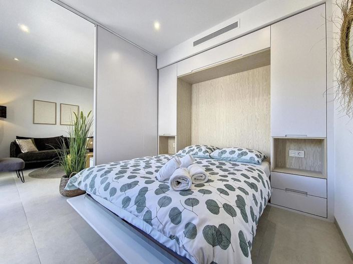 Image No.37-3 Bed Penthouse for sale