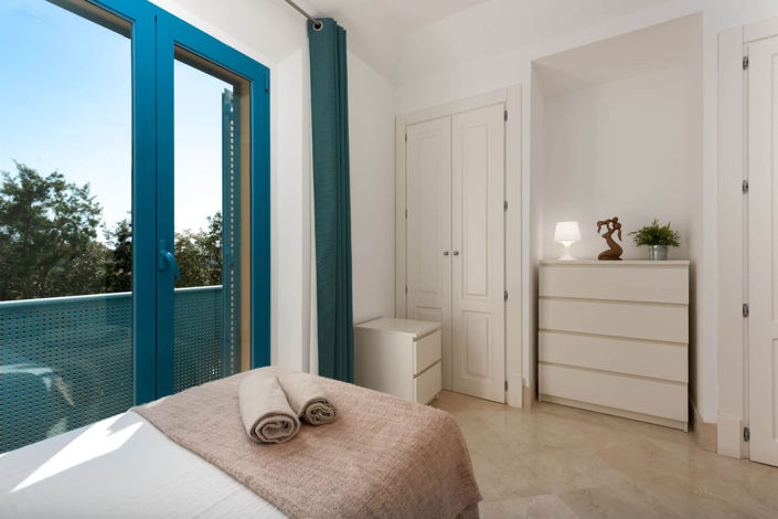Image No.17-3 Bed Apartment for sale