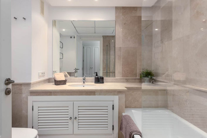 Image No.22-3 Bed Apartment for sale