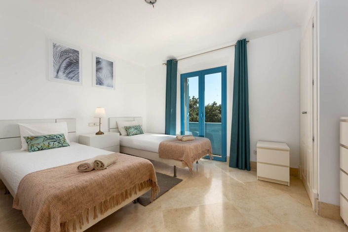 Image No.23-3 Bed Apartment for sale