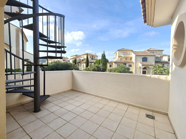 Image No.21-3 Bed Semi-Detached for sale