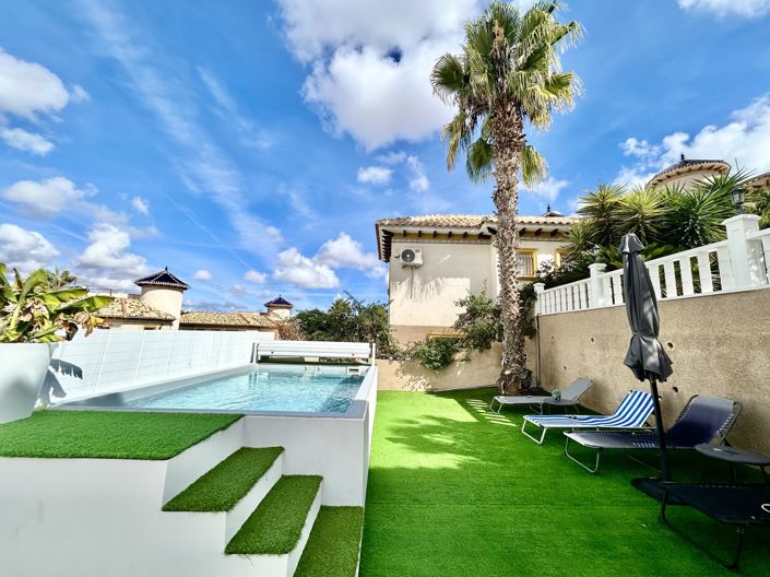 Image No.43-4 Bed Villa for sale