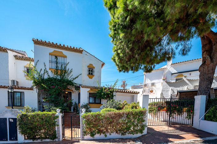 Image No.3-Casa adosada con 3 dormitorios en venta