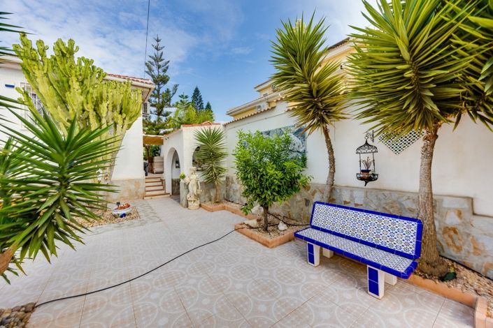 Image No.29-4 Bed Villa for sale
