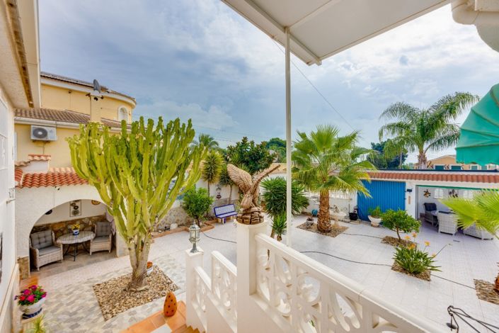 Image No.34-4 Bed Villa for sale