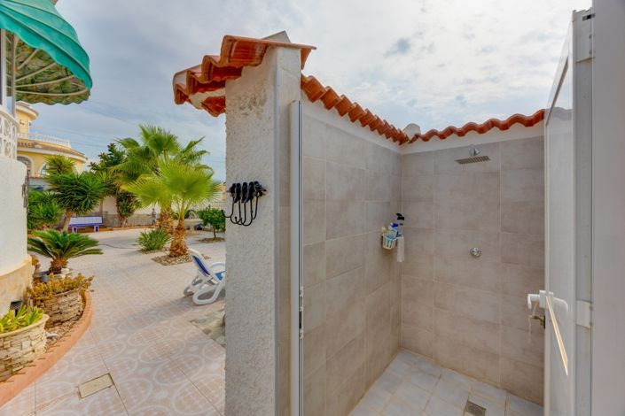 Image No.36-4 Bed Villa for sale
