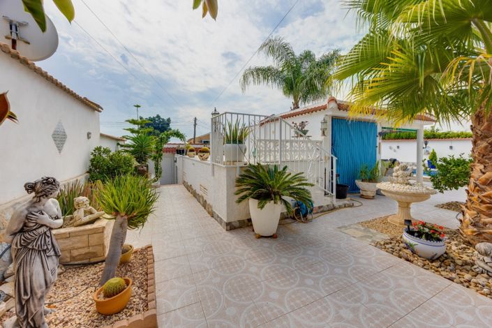 Image No.37-4 Bed Villa for sale
